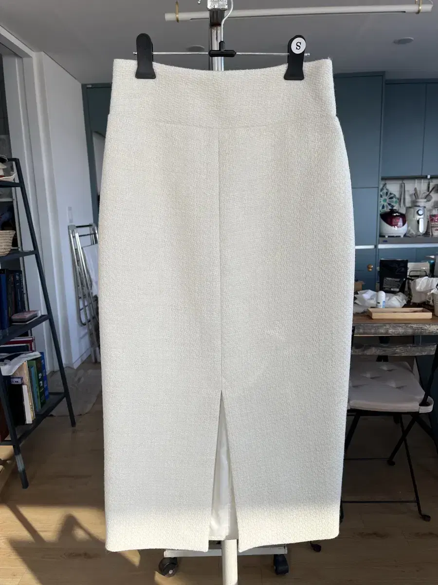 이바나헬싱키 lea midi skirt